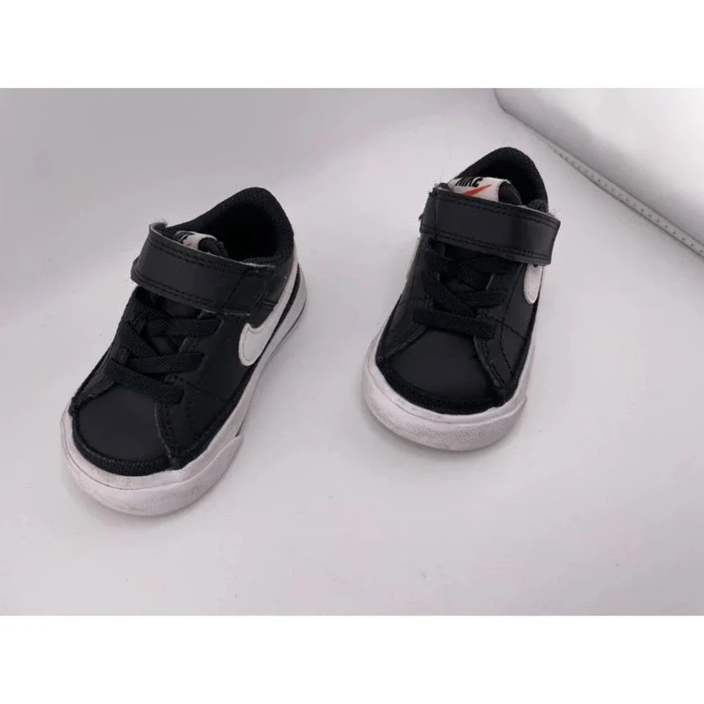 Nike Sneakers Toddler Size 2.5 Black Shoes